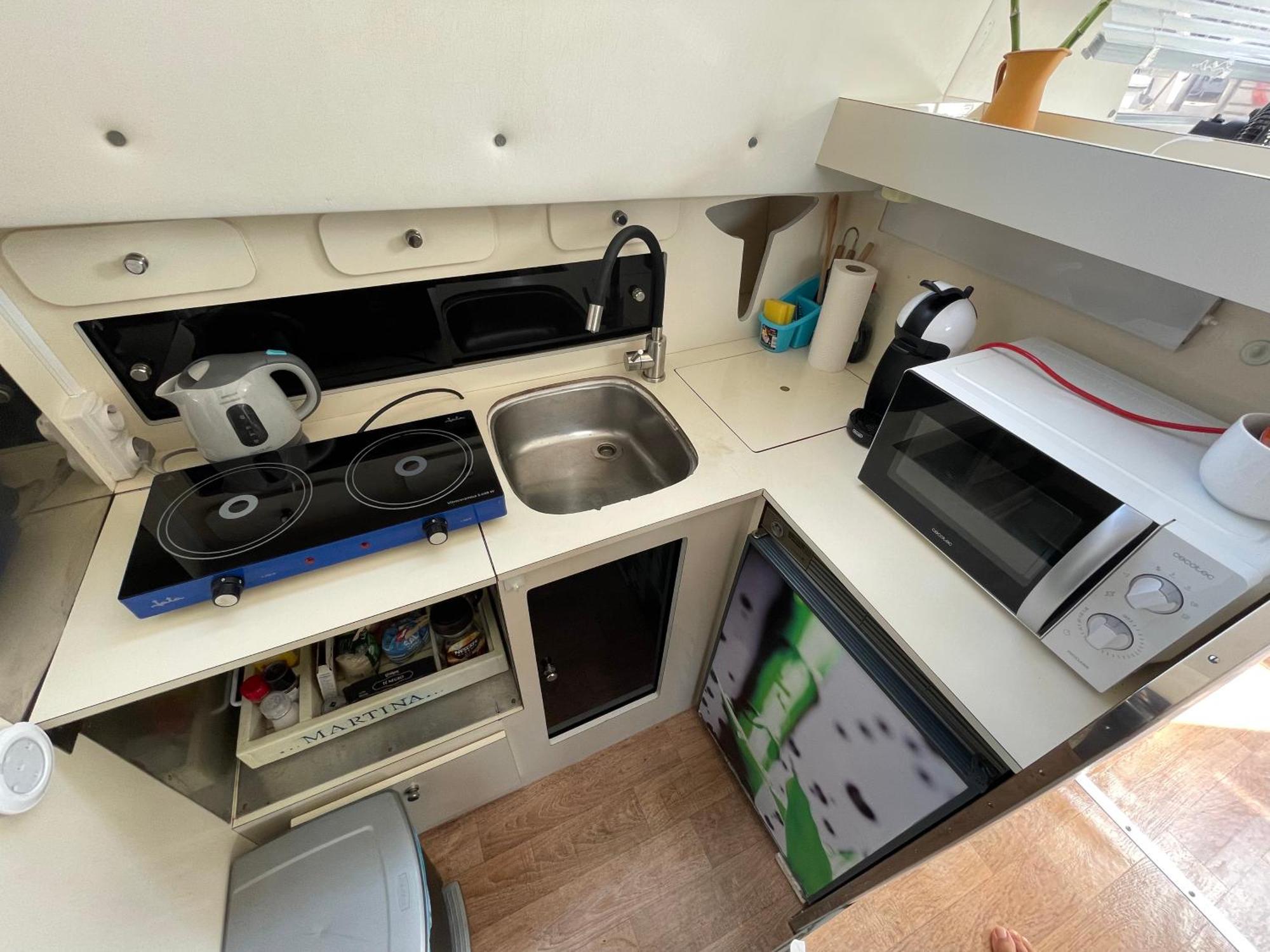 Barco Amplio Con 2 Camarotes / Comfy Boat With 2 Bedrooms - Barcelona Luaran gambar